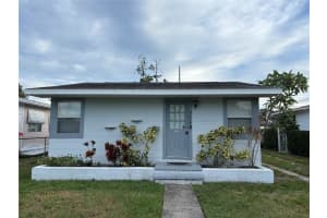 2478 16th Ave N, ST PETERSBURG