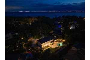 1835 Serpentine Dr S, ST PETERSBURG