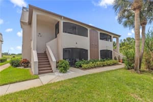 2969 Bonaventure Cir #104, PALM HARBOR