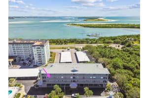 5 Island Park Pl ##305, DUNEDIN