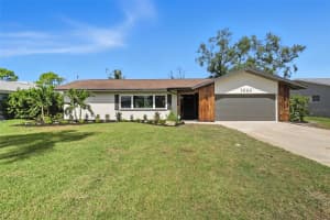 7000 Greenbrier Dr, SEMINOLE