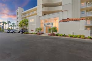 6021 Bahia Del Mar Cir #137, ST PETERSBURG