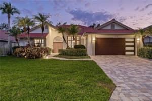 772 Live Oak Ter Ne, ST PETERSBURG