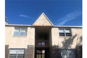 9013 Westchester Cir #26, TAMPA