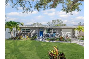 8345 41st Ave N, ST PETERSBURG