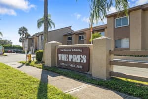 1575 Greenlea Dr #6, CLEARWATER