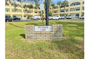 2360 World Parkway Blvd #38, CLEARWATER