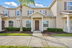8945 Shine Dr, KISSIMMEE