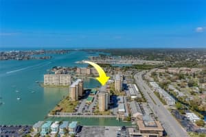 4550 Cove Cir #704, ST PETERSBURG