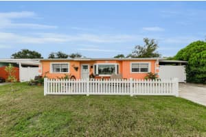 740 Loquat Dr., TARPON SPRINGS 740 Loquat Dr., TARPON SPRINGS