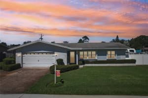 1586 Rosery Rd Ne, LARGO