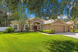 2731 Durant Trails Blvd, DOVER