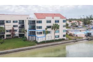 5633 Puerta Del Sol Blvd S #203, ST PETERSBURG