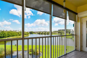 6465 99th Way N #17a, ST PETERSBURG