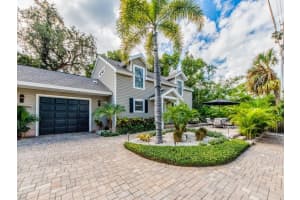 555 Florida Ave, PALM HARBOR