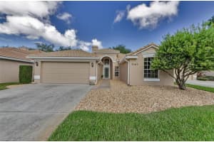 5163 Pinnacle Dr, OLDSMAR