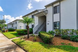 281 Cypress Ln #281, OLDSMAR