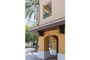 100 4th Ave S #212, ST PETERSBURG