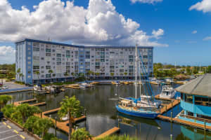 4939 Floramar Ter #501, NEW PORT RICHEY