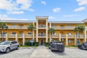 2209 Utopian Dr E #307, CLEARWATER