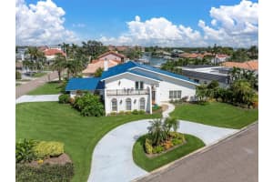 5900 Leeland St S, ST PETERSBURG