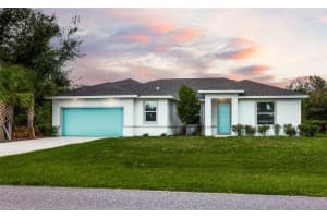 411 Seasons Dr, PUNTA GORDA