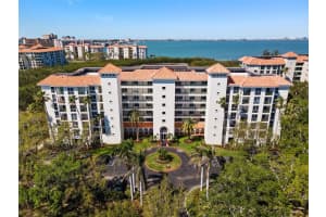 4750 Dolphin Cay Ln S #209, ST PETERSBURG