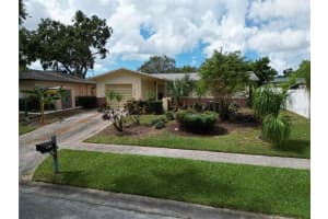 1802 Vancouver Dr, CLEARWATER