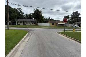 1015 Varona St, BELLEAIR