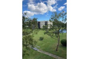 8174 N Terrace Garden Dr N #307, ST PETERSBURG