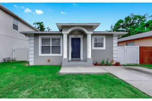 3609 E 38th Ave, TAMPA