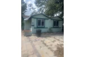 1617 43rd St S, ST PETERSBURG