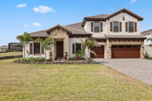 10017 Meadowrun Dr, LITHIA