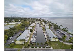 4924 Beach Dr Se #f, ST PETERSBURG 4924 Beach Dr Se #f, ST PETERSBURG