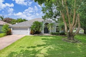 829 Innergary Pl, VALRICO