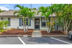 641 Laguna Vista Ct, LARGO