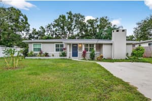 1345 Parkwood St, CLEARWATER