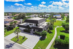 225 Harbor House Dr, OSPREY 225 Harbor House Dr, OSPREY