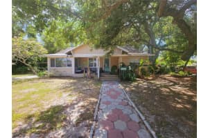 2207 Florida Ave S, ST PETERSBURG