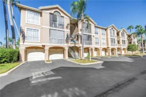 4206 Bay Club Cir #4206, TAMPA