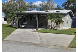 106 Dolphin Dr E, OLDSMAR