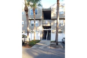 15215 Amberly Dr #208, TAMPA