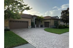 1008 Arista Blvd, VALRICO