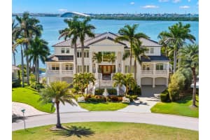 6199 54th St S, ST PETERSBURG