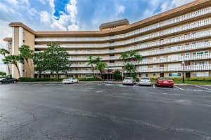 8950 Park Blvd #206, SEMINOLE