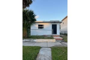 2321 W Spruce St, TAMPA