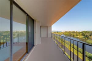 220 Belleview Blvd #504, BELLEAIR