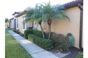 344 Mystic Falls Dr, APOLLO BEACH 344 Mystic Falls Dr, APOLLO BEACH