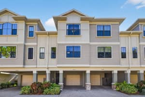 9622 Bay Grove Ln, TAMPA