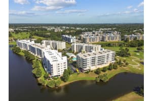 1200 Country Club Dr #2405, LARGO